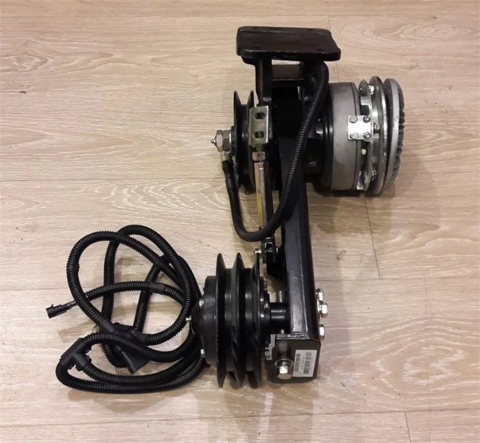 Higer	13t01-08050-pct	Привод вентилятора в сборе Volgabus 5270.0H Ситиритм 10DLe (с электромуфтой, шкивами, регулятором наклона и проводкой) 13t01-08050-pct - фото 5285