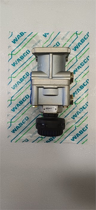 Wabco	3514-00026	Кран тормозной главный с глушителем KLQ6840, KLQ6885, KLQ6896, ZK6108HGC, ZK6118HA, ZK6119H, ZK6129 3514-00026 - фото 5343