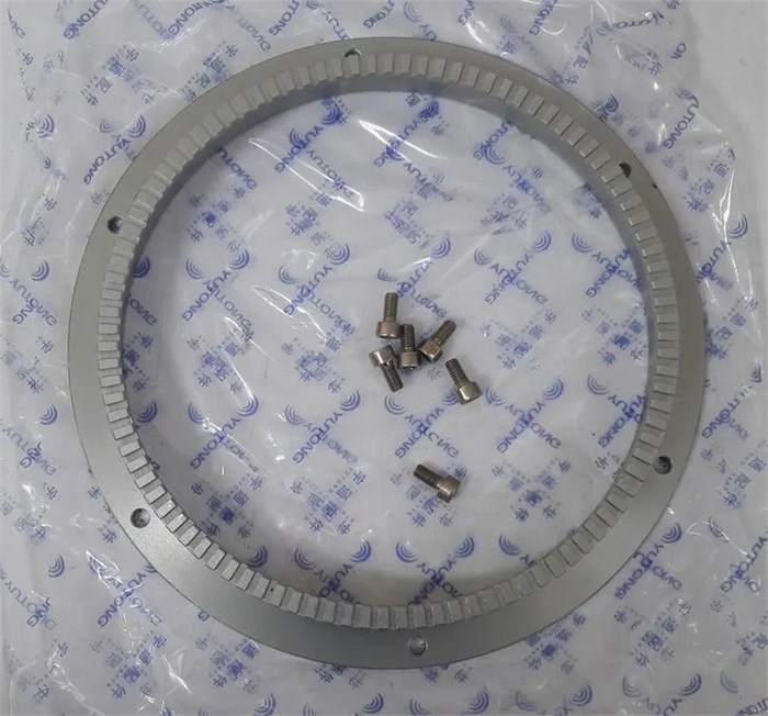 Yutong	3550-01063	Кольцо АБС задней ступицы дисковый тормоз Yutong 6122/6128 (болты 6 шт в комплекте) 3550-01063 - фото 5435