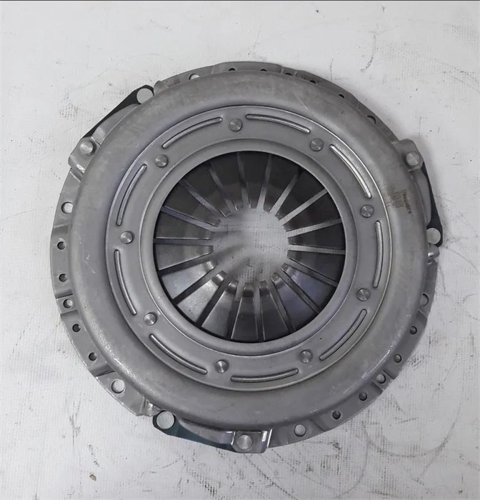 Sachs	3082000005	Корзина сцепления для а/м ГАЗ-31029, 3302 ЗМЗ-405, 406, 514 3082000005 - фото 5524