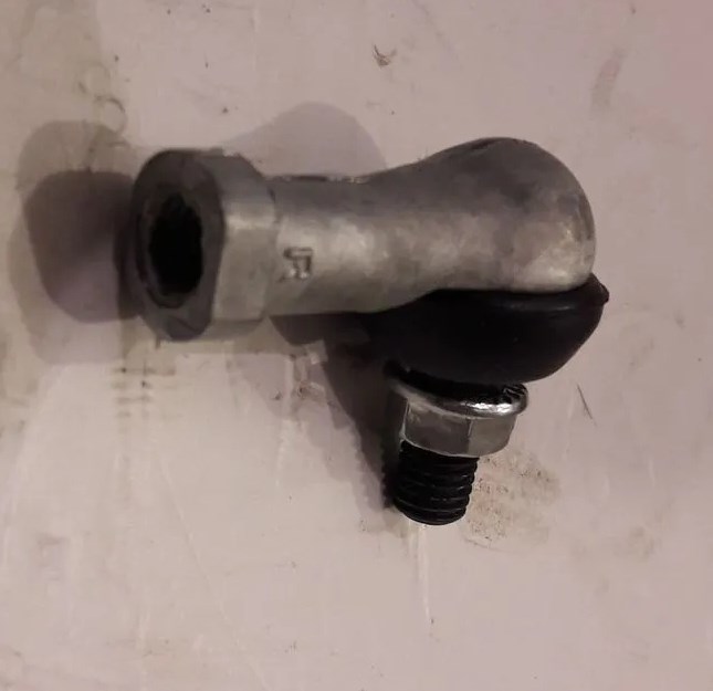 Yutong	1703-03078	Наконечник тяги КПП Yutong 6122 1703-03078