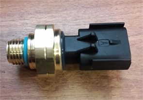 Yutong	3611-00064	Датчик давления масла ISBe, ISDe, ISLe, ISF, ISG12, ISZ 3 контакта 3611-00064